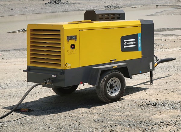 中型移動中高風(fēng)壓空壓機